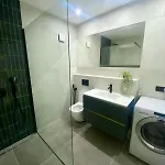 Spacious, Newly Renovated, Rooftop With Marina Views Apartmán Pula