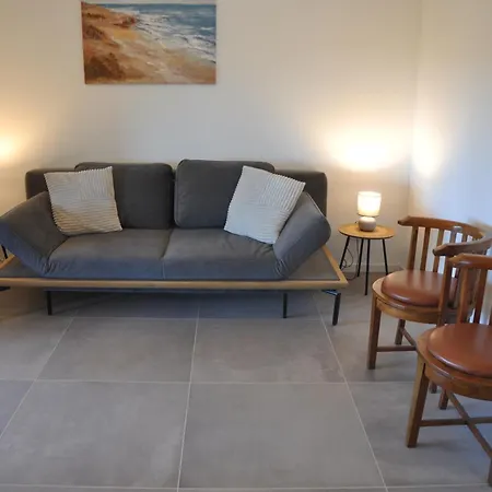 Apartmán Spacious, Newly Renovated, Rooftop With Marina Views *